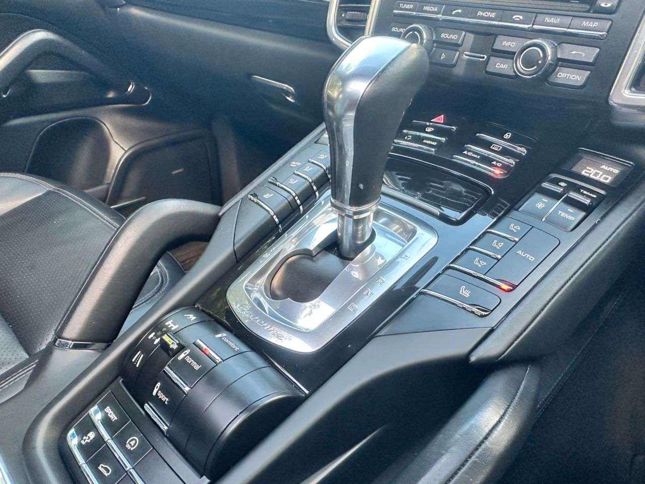 2012 PORSCHE CAYENNE 2012 PORSCHE CAYENNE