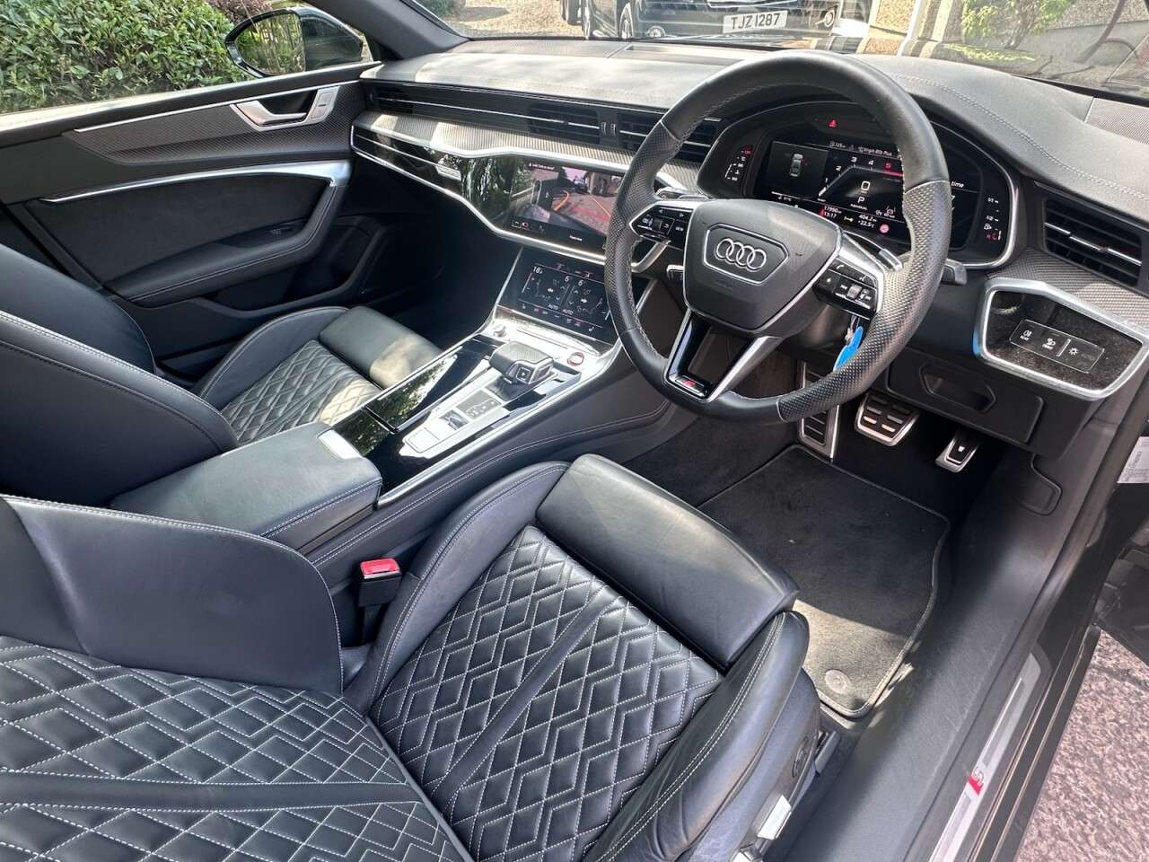 null AUDI S7 null AUDI S7