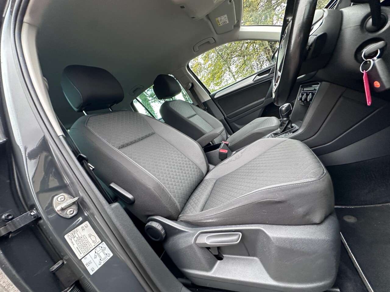 2017 VOLKSWAGEN TIGUAN 2017 VOLKSWAGEN TIGUAN