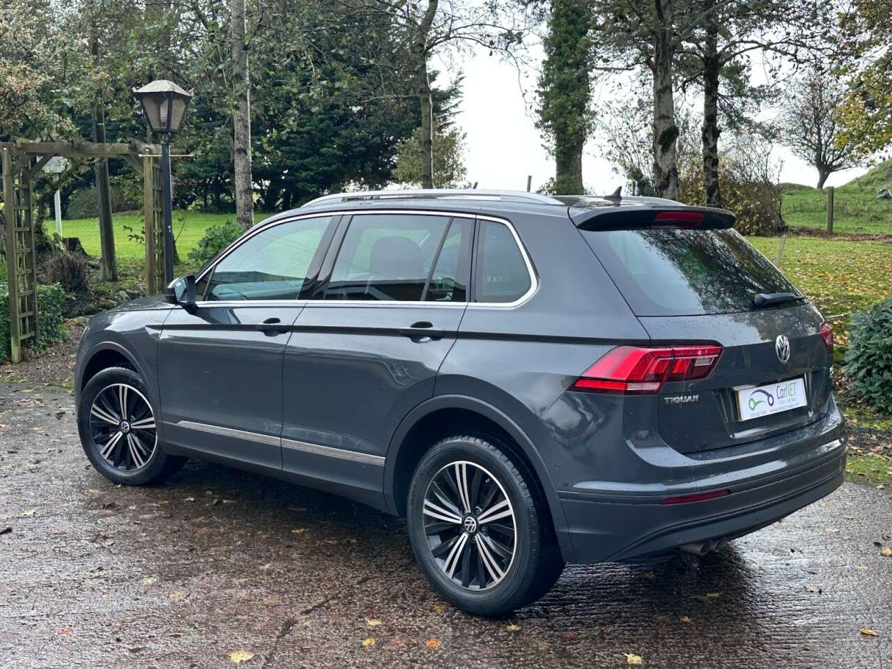 2017 VOLKSWAGEN TIGUAN 2017 VOLKSWAGEN TIGUAN