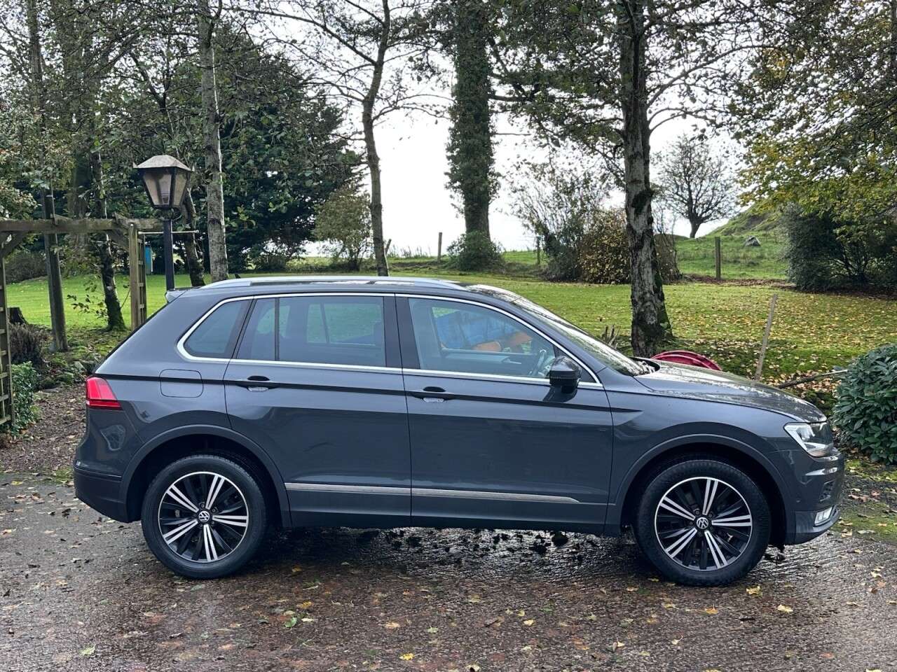 2017 VOLKSWAGEN TIGUAN 2017 VOLKSWAGEN TIGUAN