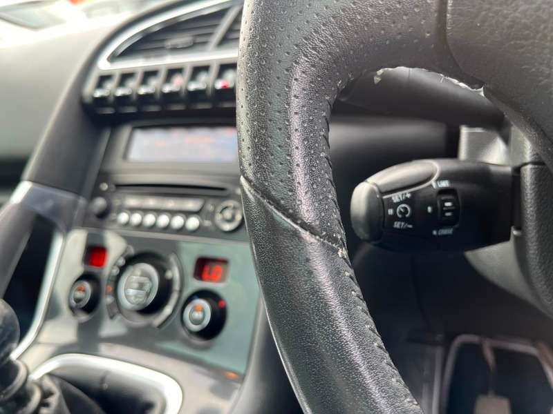 2013 PEUGEOT 3008 2013 PEUGEOT 3008