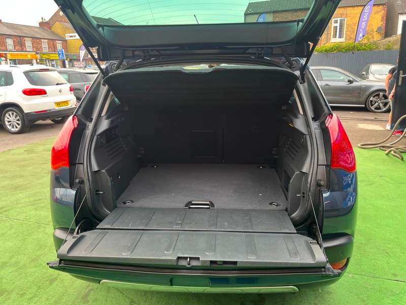 2013 PEUGEOT 3008 2013 PEUGEOT 3008