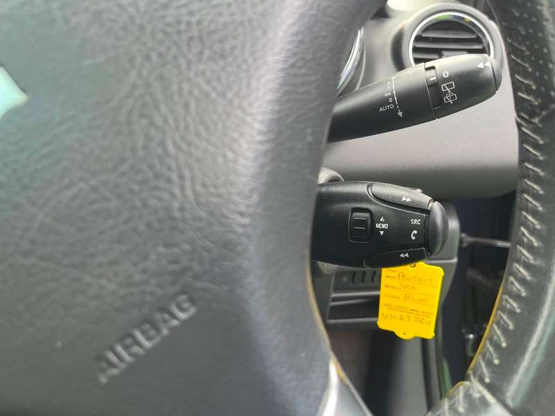 2013 PEUGEOT 3008 2013 PEUGEOT 3008