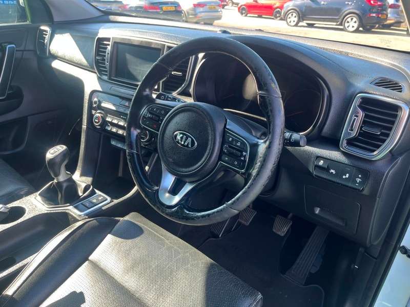 2017 KIA SPORTAGE 2017 KIA SPORTAGE