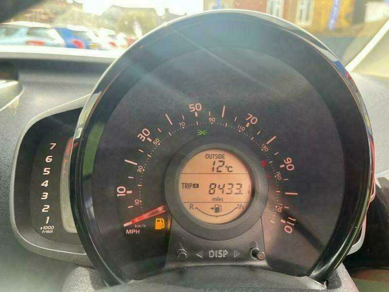 2015 TOYOTA AYGO 2015 TOYOTA AYGO