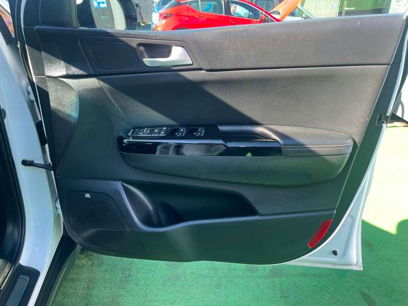 2017 KIA SPORTAGE 2017 KIA SPORTAGE