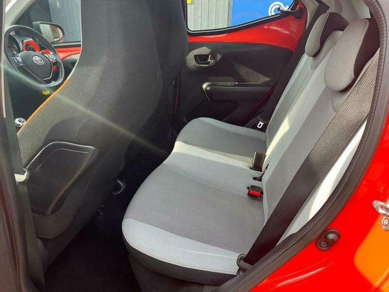 2015 TOYOTA AYGO 2015 TOYOTA AYGO