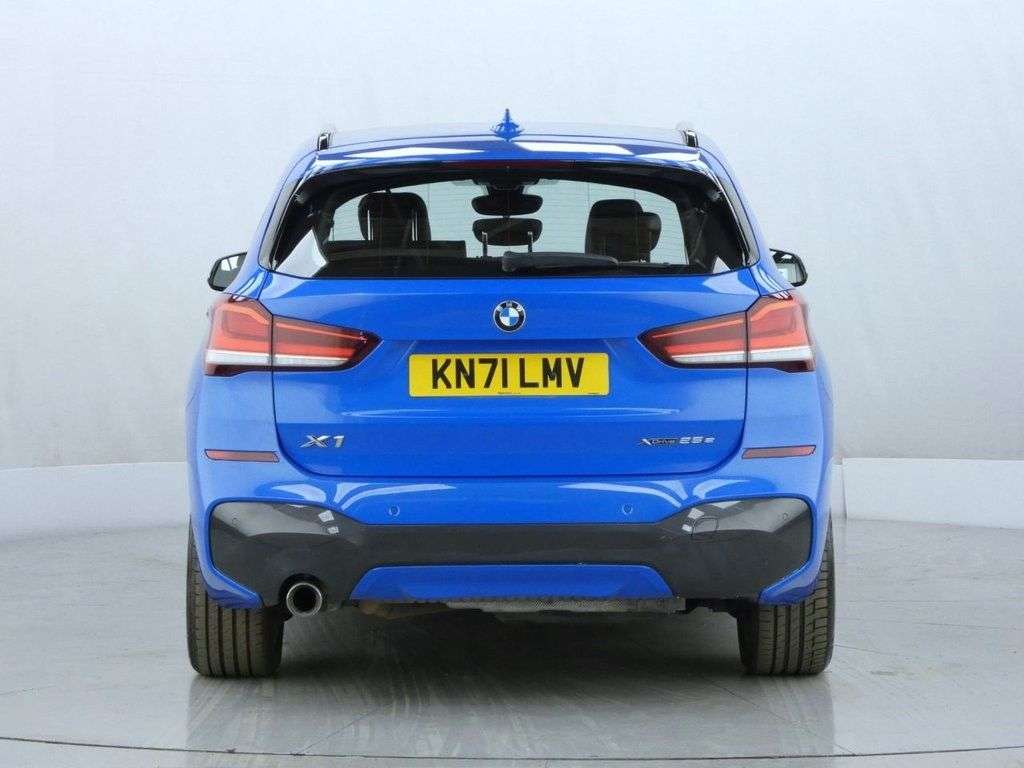 2021 BMW X1 2021 BMW X1