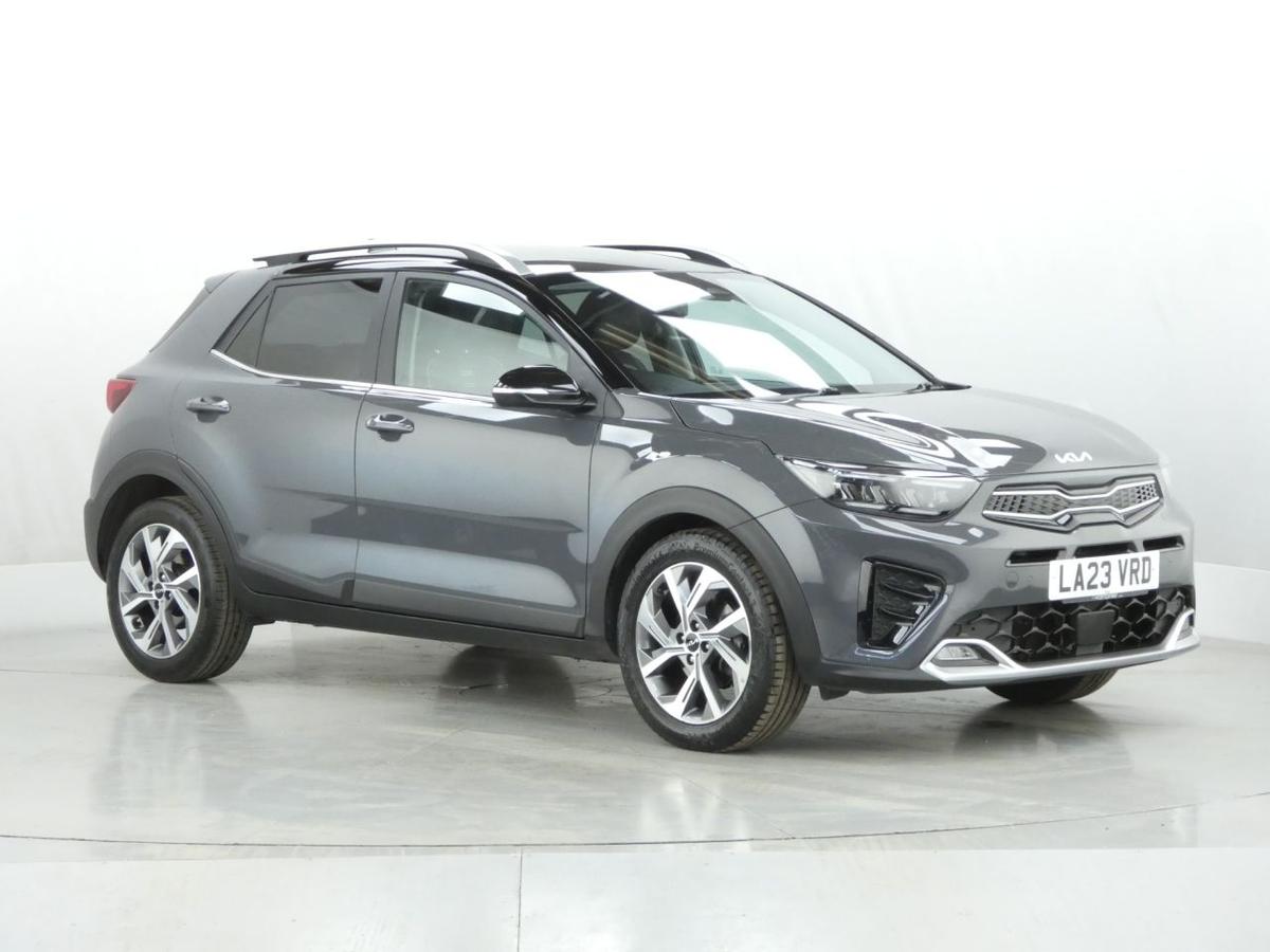 Check out this Kia Stonic 2023 Hybrid Electric Manual