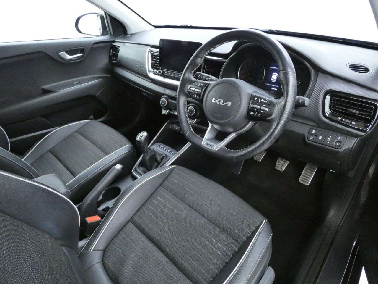 2023 KIA STONIC 2023 KIA STONIC