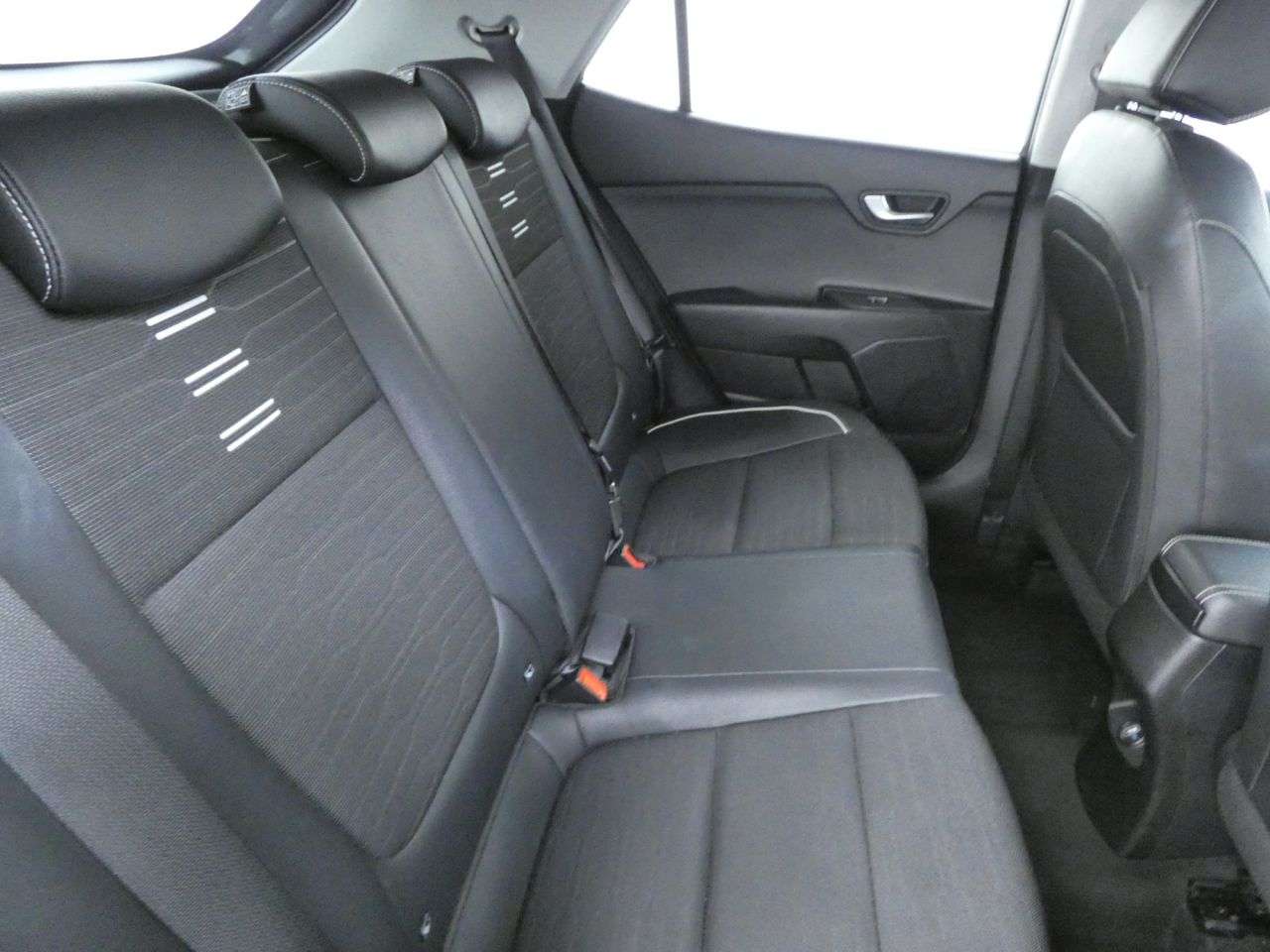 2023 KIA STONIC 2023 KIA STONIC