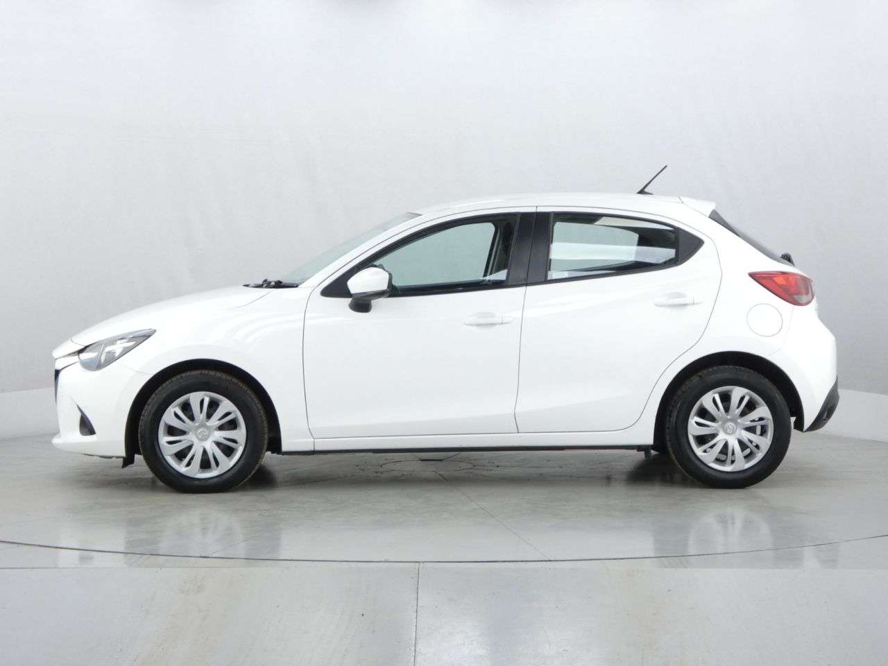 2017 MAZDA MAZDA2 2017 MAZDA MAZDA2