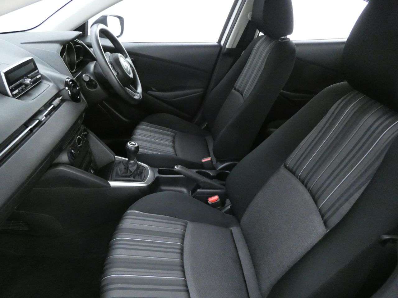 2017 MAZDA MAZDA2 2017 MAZDA MAZDA2