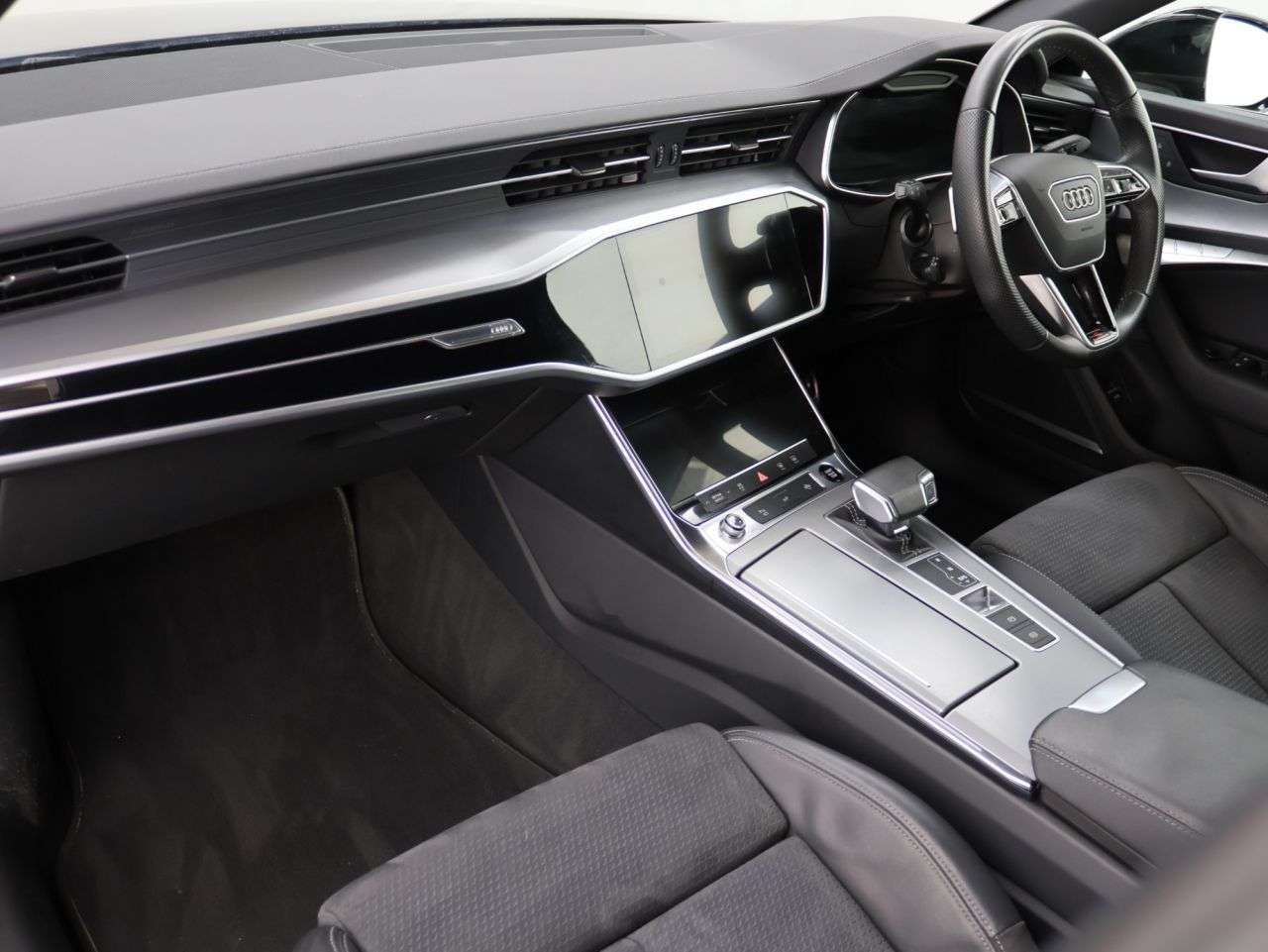 2022 AUDI A6 SALOON 2022 AUDI A6 SALOON