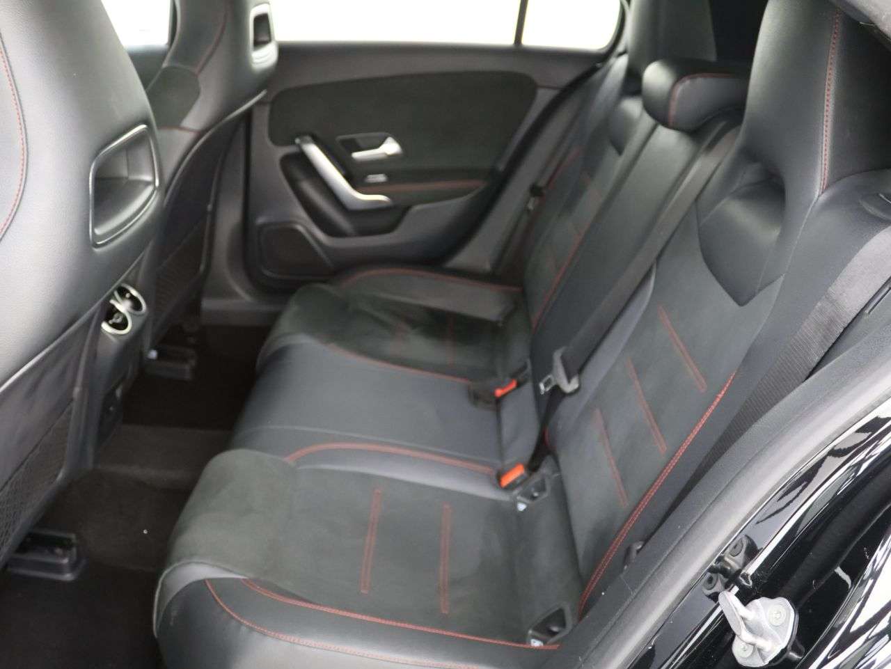 2021 MERCEDES-BENZ A CLASS 2021 MERCEDES-BENZ A CLASS