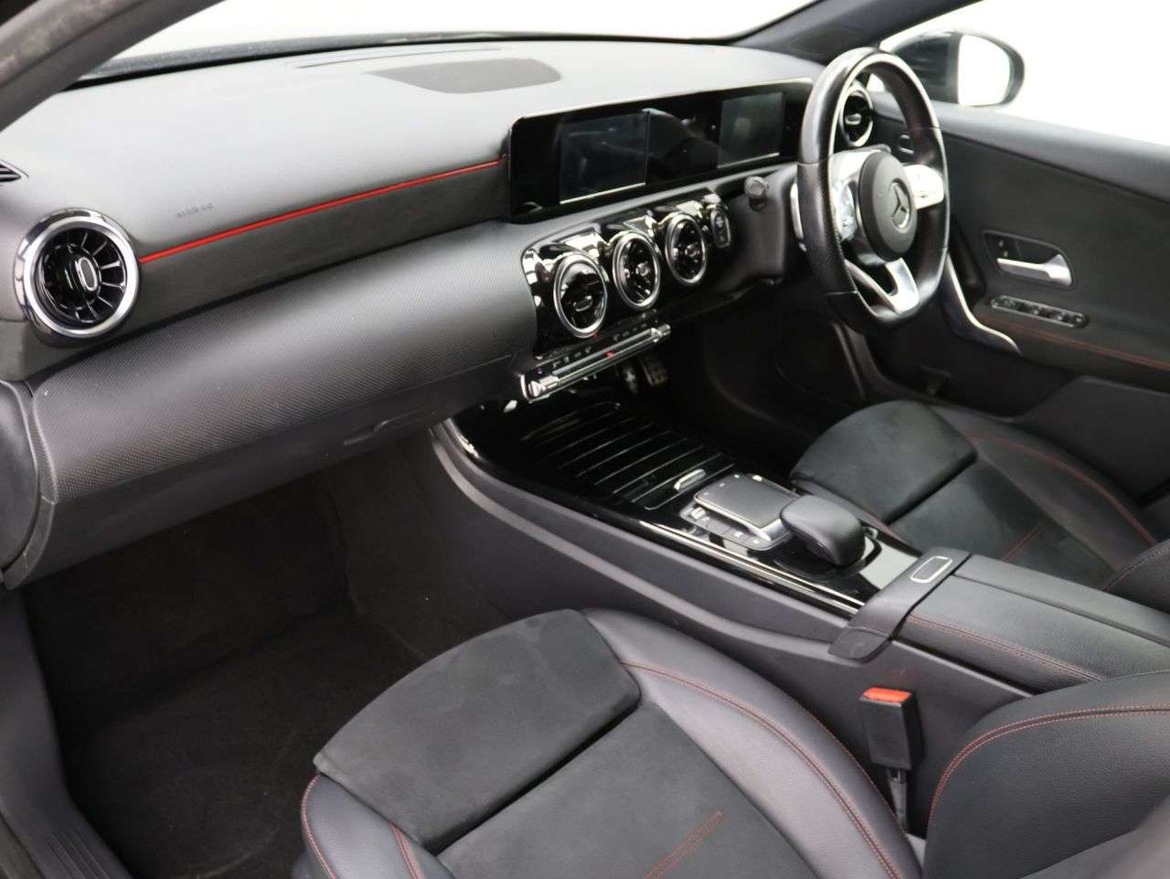 2021 MERCEDES-BENZ A CLASS 2021 MERCEDES-BENZ A CLASS