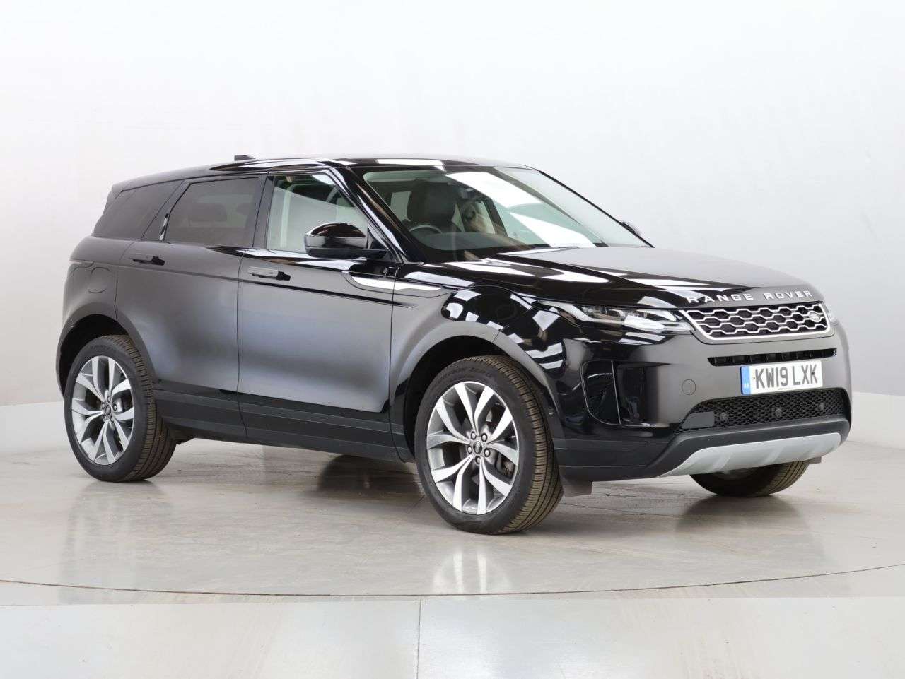 2019 LAND ROVER RANGE ROVER EVOQUE 2019 LAND ROVER RANGE ROVER EVOQUE