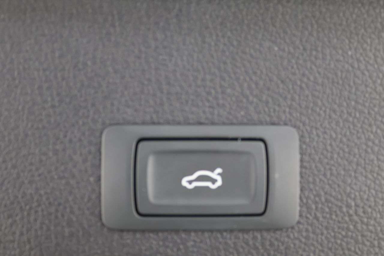 2020 AUDI Q2 2020 AUDI Q2