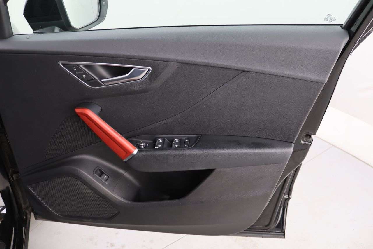 2020 AUDI Q2 2020 AUDI Q2