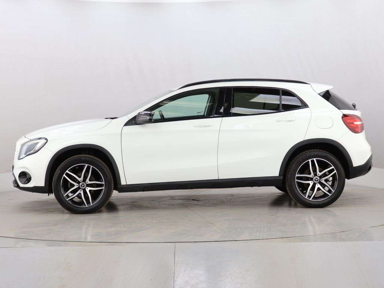 2019 MERCEDES-BENZ GLA CLASS 2019 MERCEDES-BENZ GLA CLASS