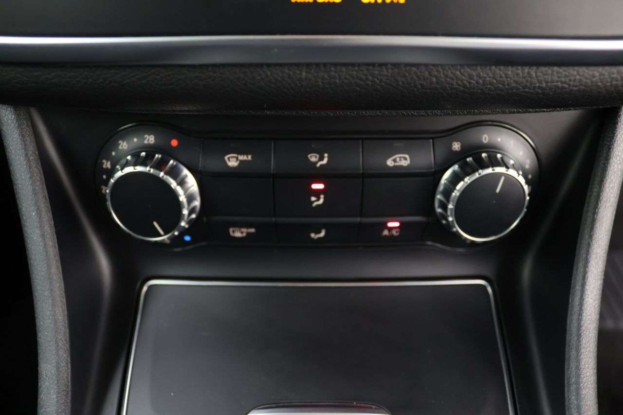 2019 MERCEDES-BENZ GLA CLASS 2019 MERCEDES-BENZ GLA CLASS