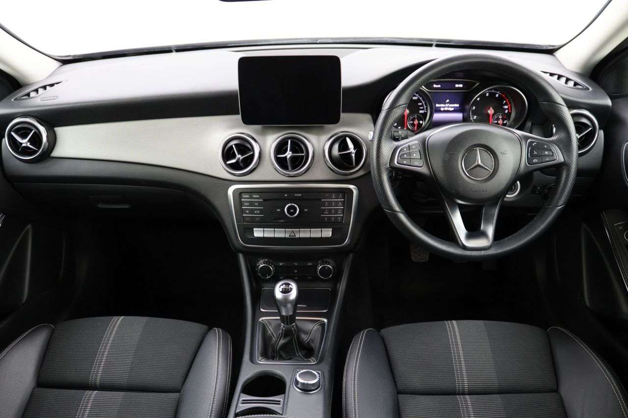 2019 MERCEDES-BENZ GLA CLASS 2019 MERCEDES-BENZ GLA CLASS