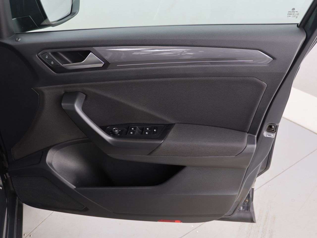 2021 VOLKSWAGEN T-ROC 2021 VOLKSWAGEN T-ROC