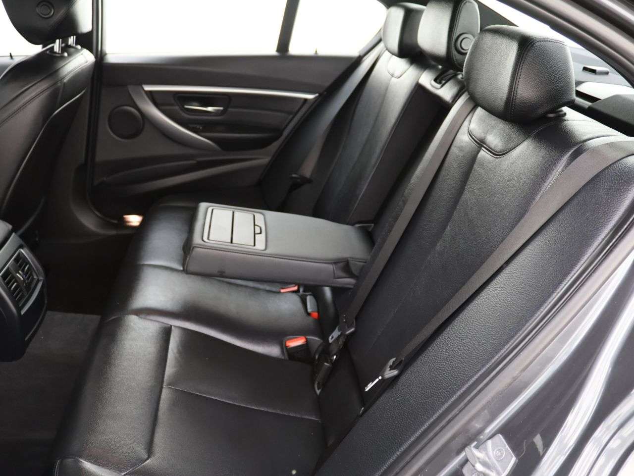 2017 BMW 3 SERIES 2017 BMW 3 SERIES