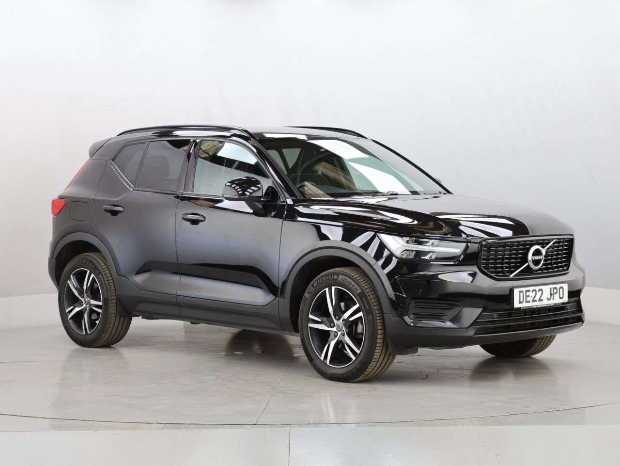 2022 VOLVO XC40 2022 VOLVO XC40