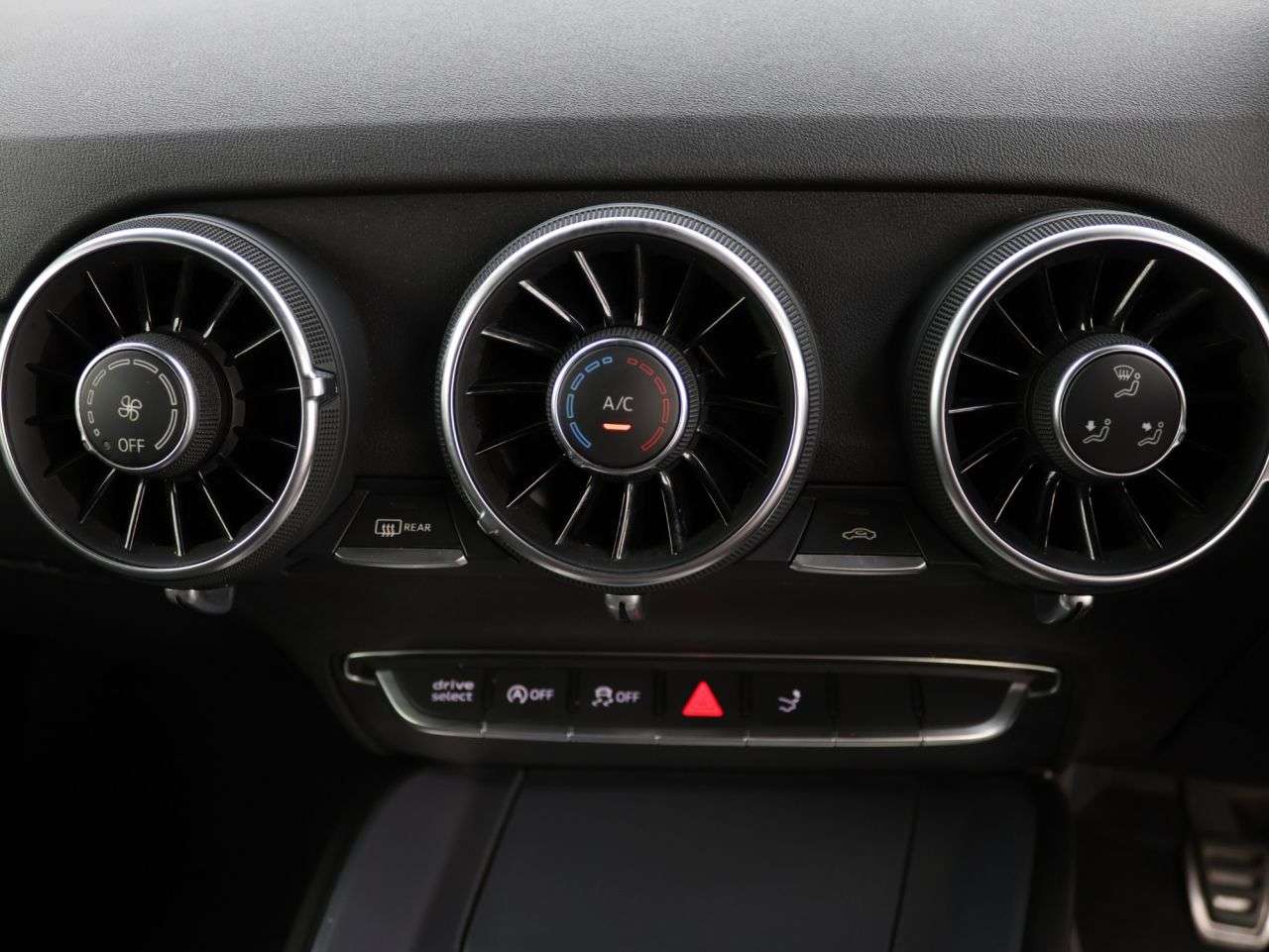 2017 AUDI TT 2017 AUDI TT