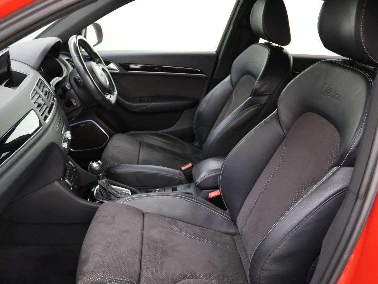 2017 AUDI Q3 2017 AUDI Q3