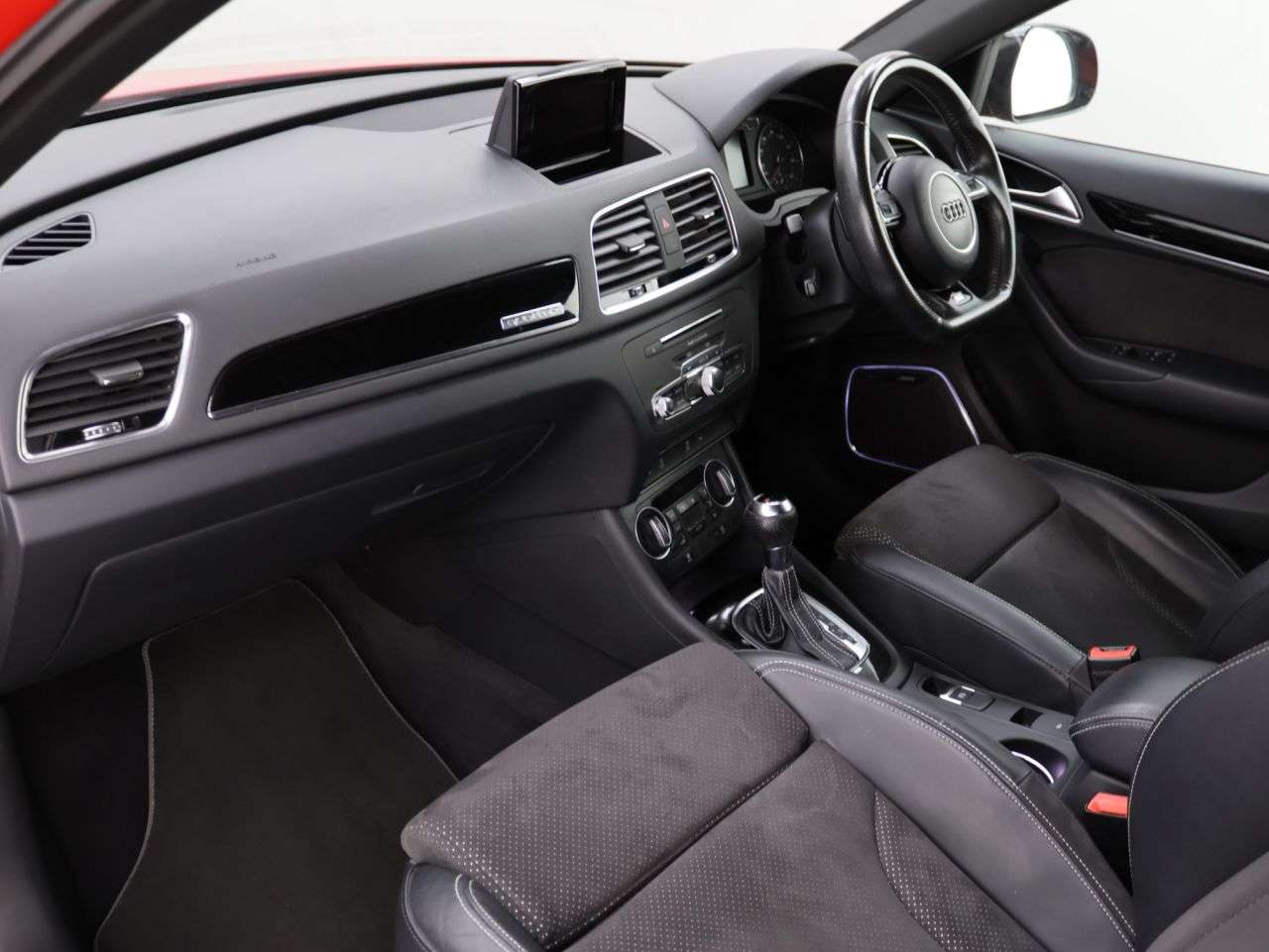 2017 AUDI Q3 2017 AUDI Q3