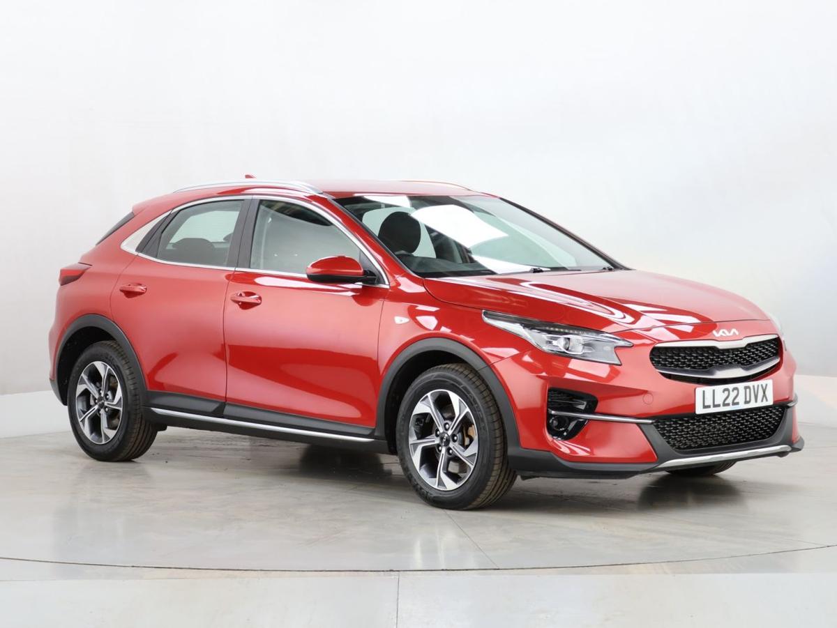 Check out this Kia Xceed 2022 Petrol Manual