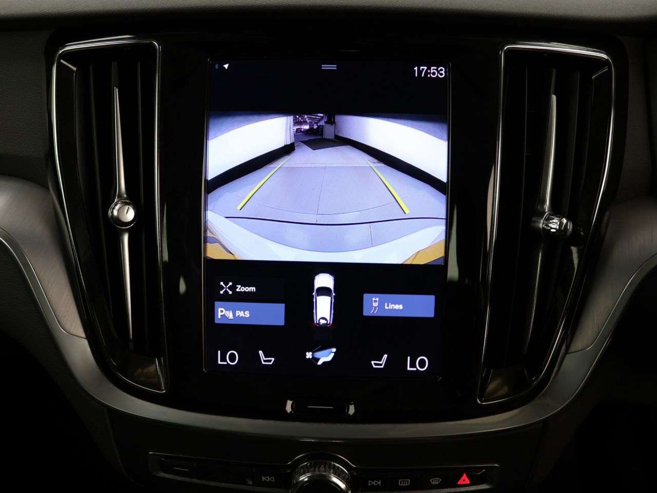 2022 VOLVO V60 2022 VOLVO V60