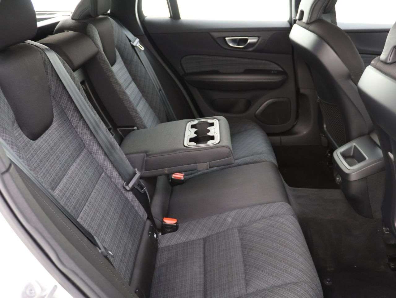 2022 VOLVO V60 2022 VOLVO V60