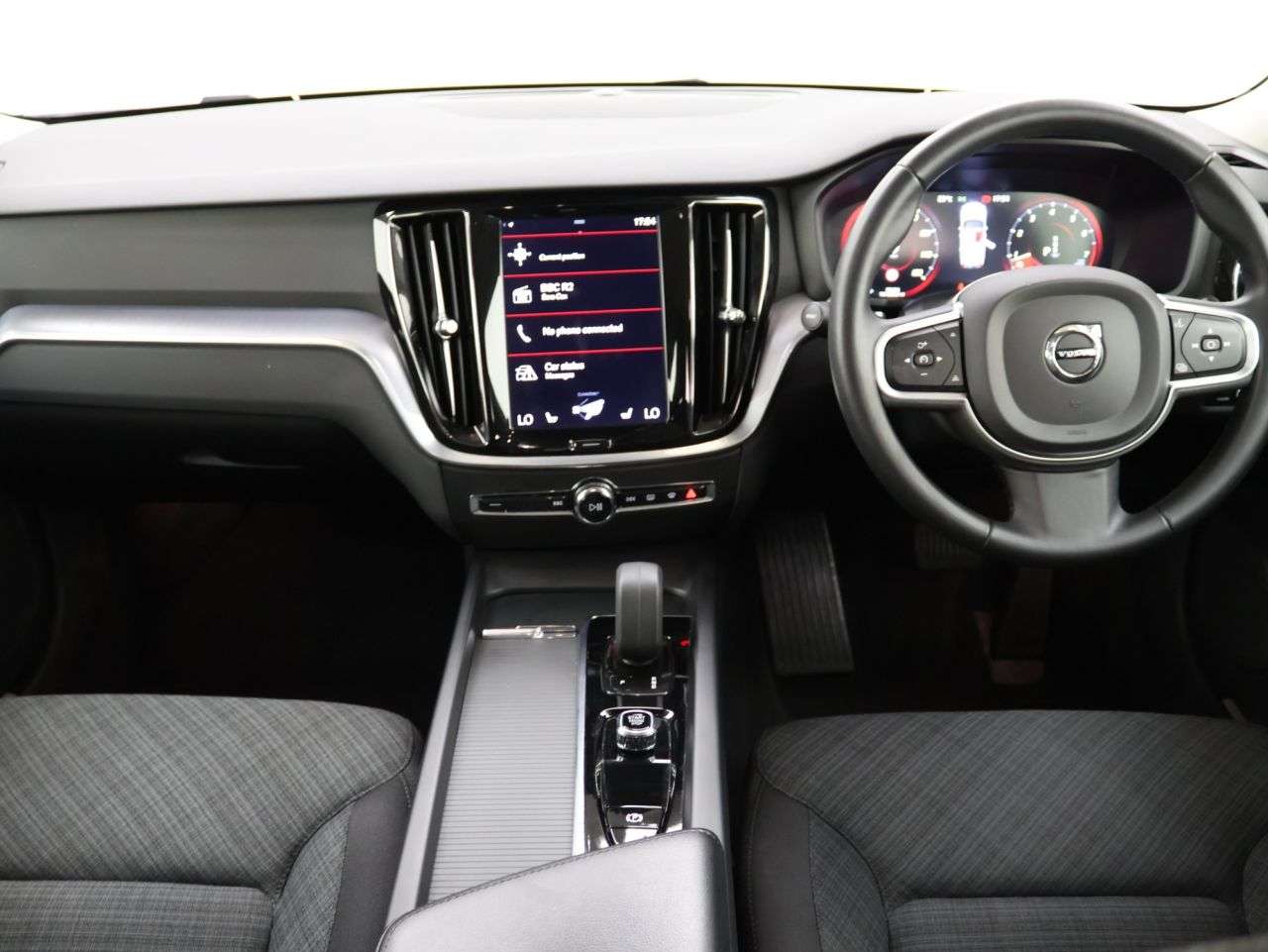 2022 VOLVO V60 2022 VOLVO V60