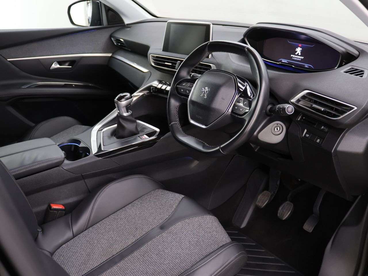 2018 PEUGEOT 3008 2018 PEUGEOT 3008