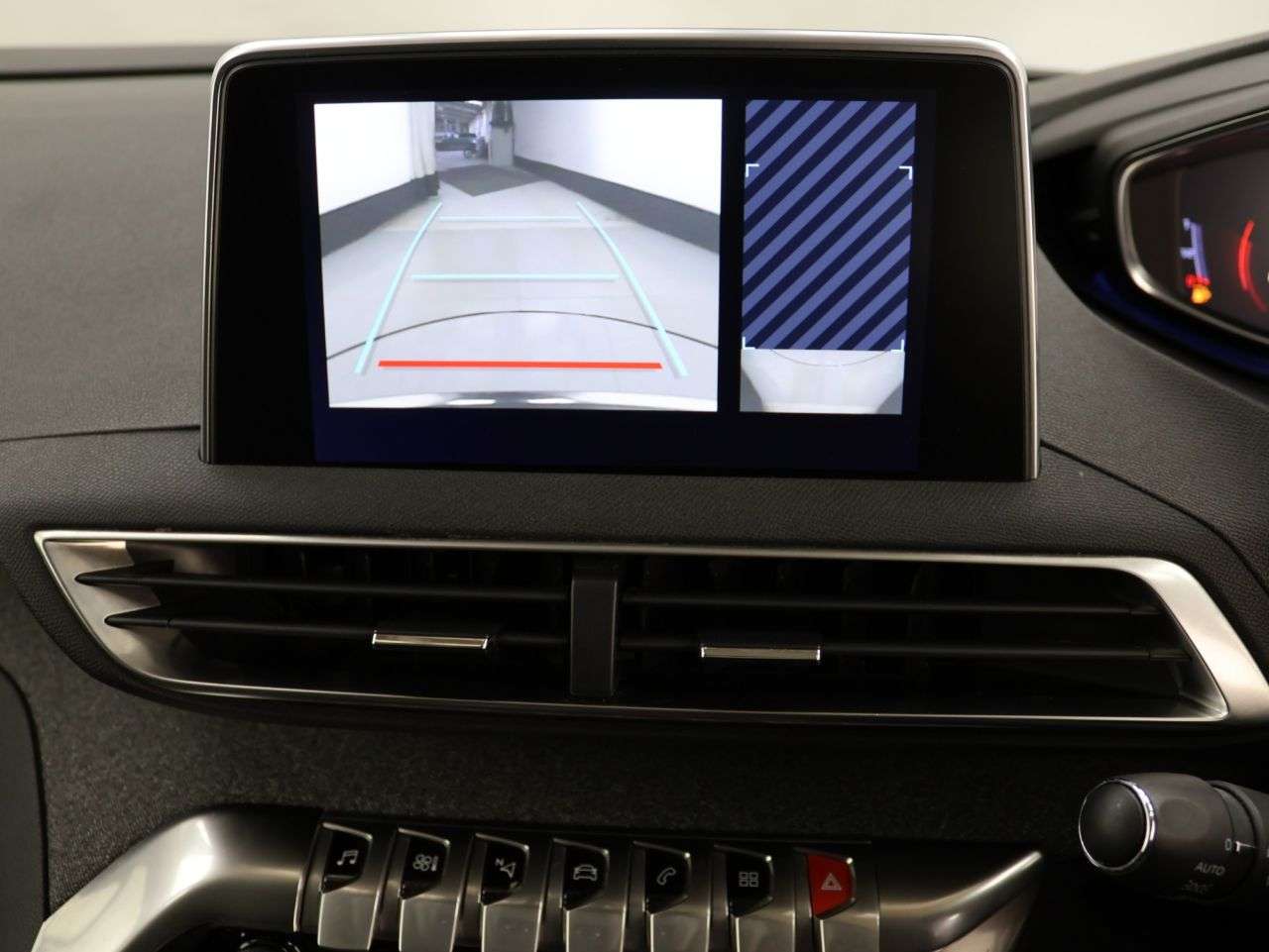 2018 PEUGEOT 3008 2018 PEUGEOT 3008