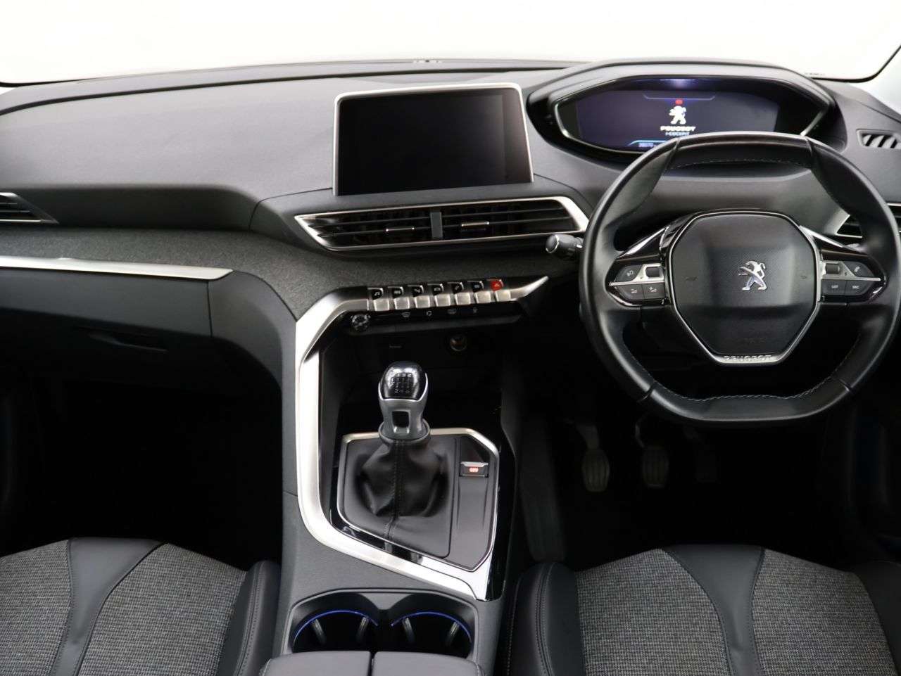 2018 PEUGEOT 3008 2018 PEUGEOT 3008