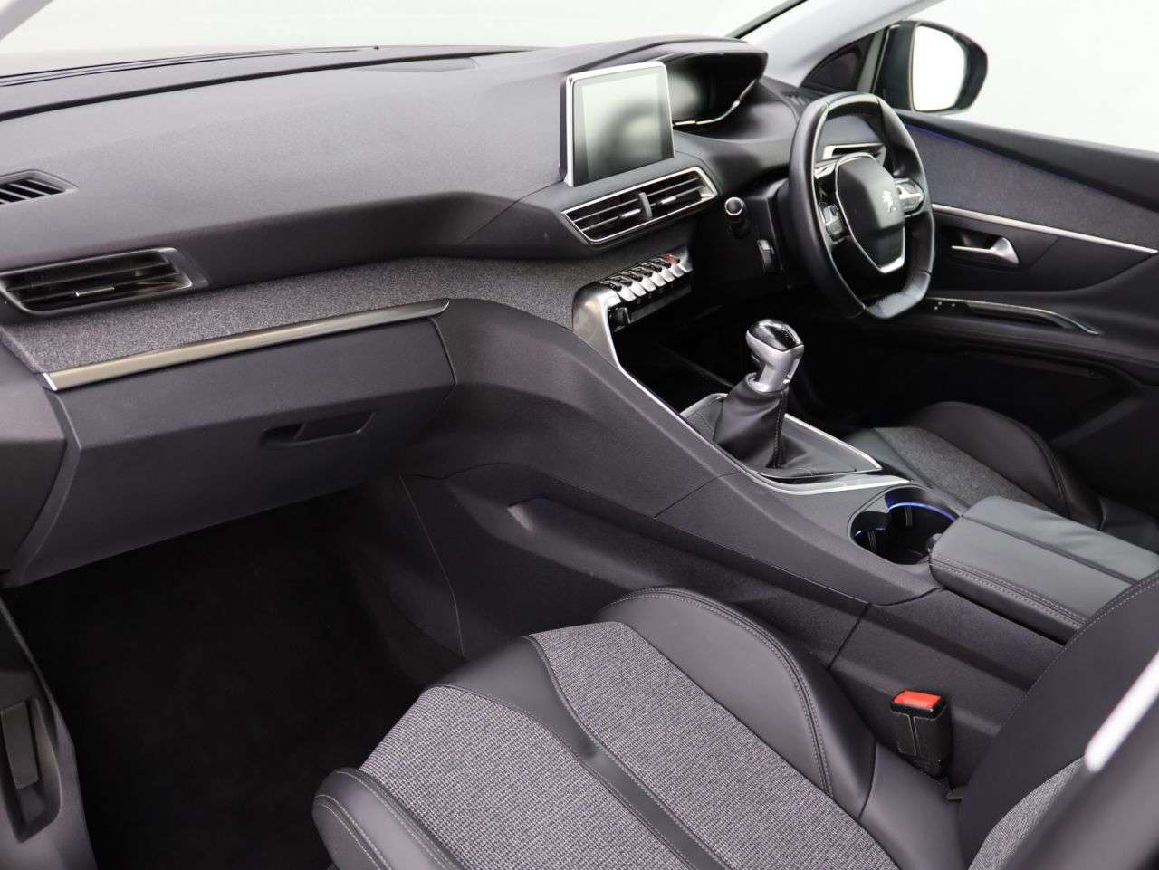 2018 PEUGEOT 3008 2018 PEUGEOT 3008