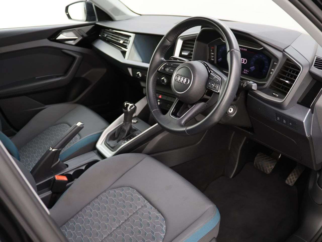 2020 AUDI A1 2020 AUDI A1