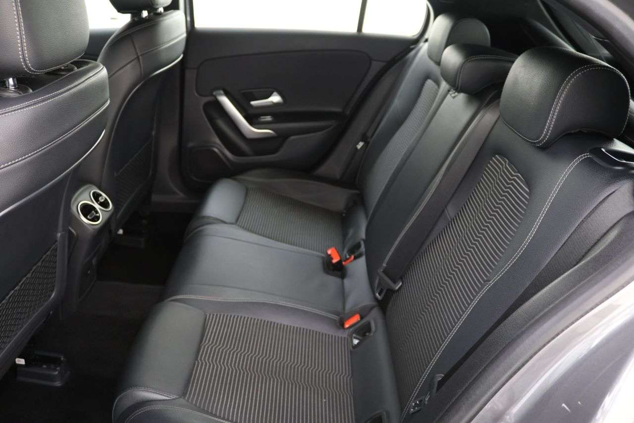 2021 MERCEDES-BENZ A CLASS 2021 MERCEDES-BENZ A CLASS