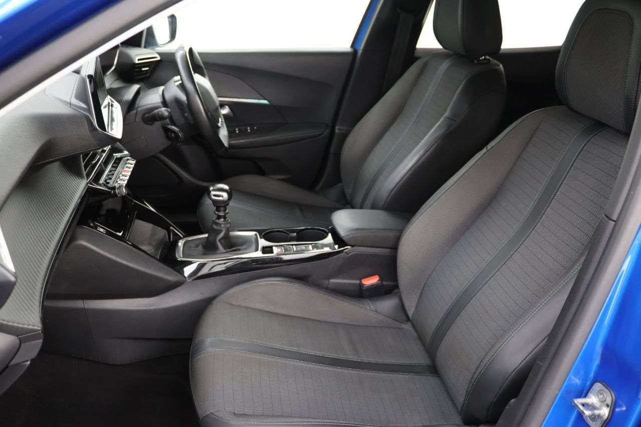 2021 PEUGEOT 2008 2021 PEUGEOT 2008