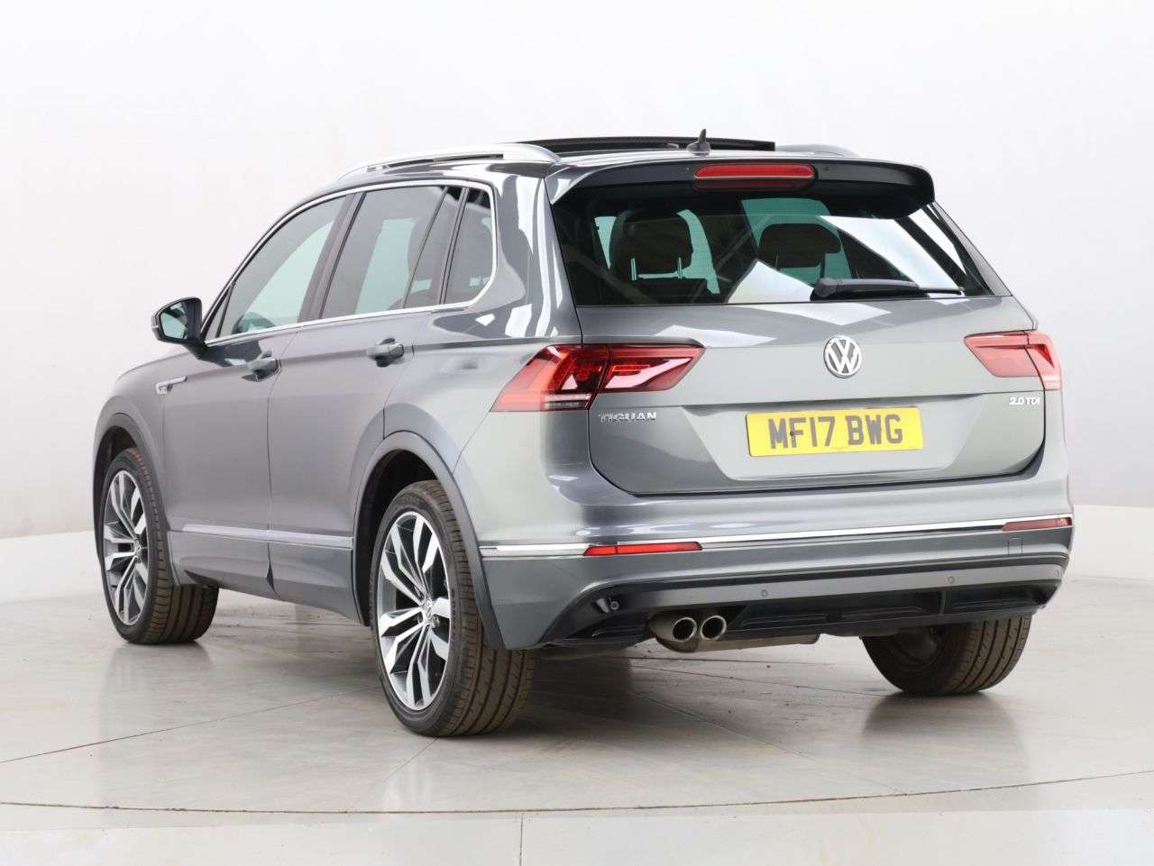 2017 VOLKSWAGEN TIGUAN 2017 VOLKSWAGEN TIGUAN