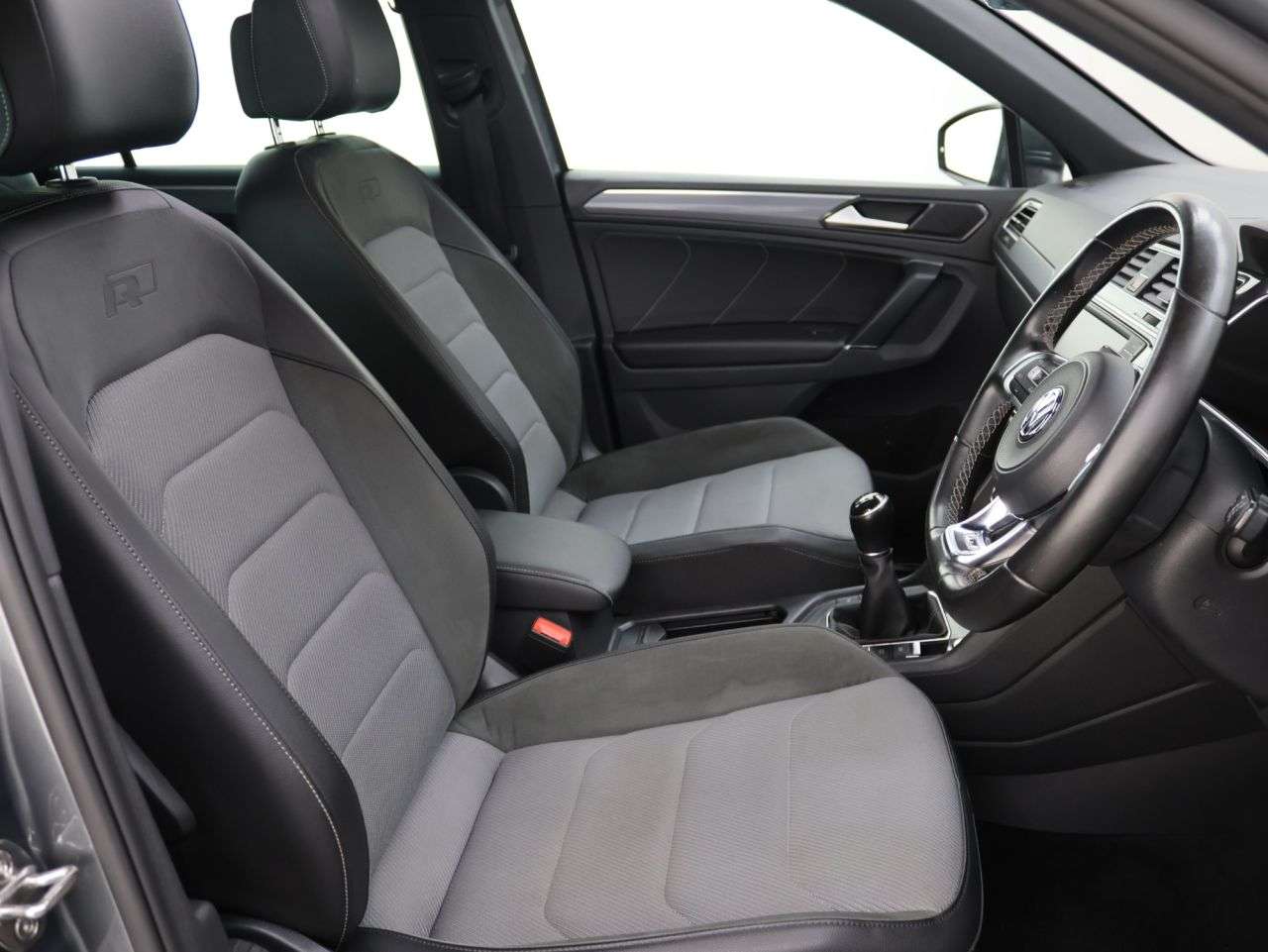 2017 VOLKSWAGEN TIGUAN 2017 VOLKSWAGEN TIGUAN