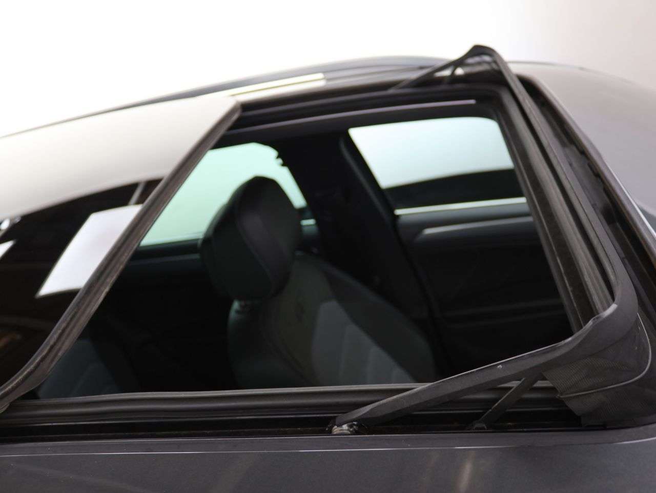 2017 VOLKSWAGEN TIGUAN 2017 VOLKSWAGEN TIGUAN