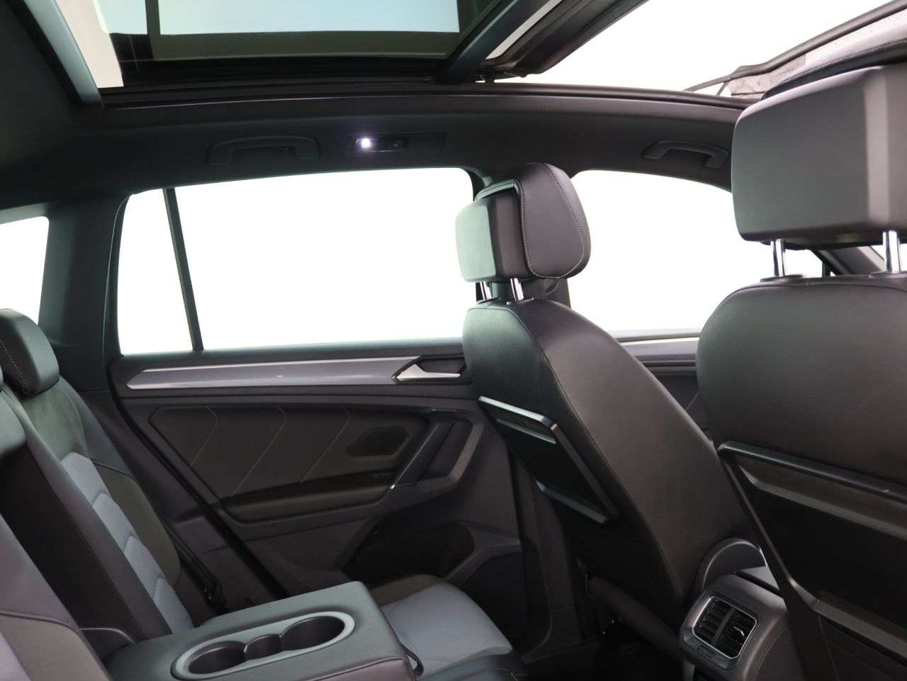 2017 VOLKSWAGEN TIGUAN 2017 VOLKSWAGEN TIGUAN