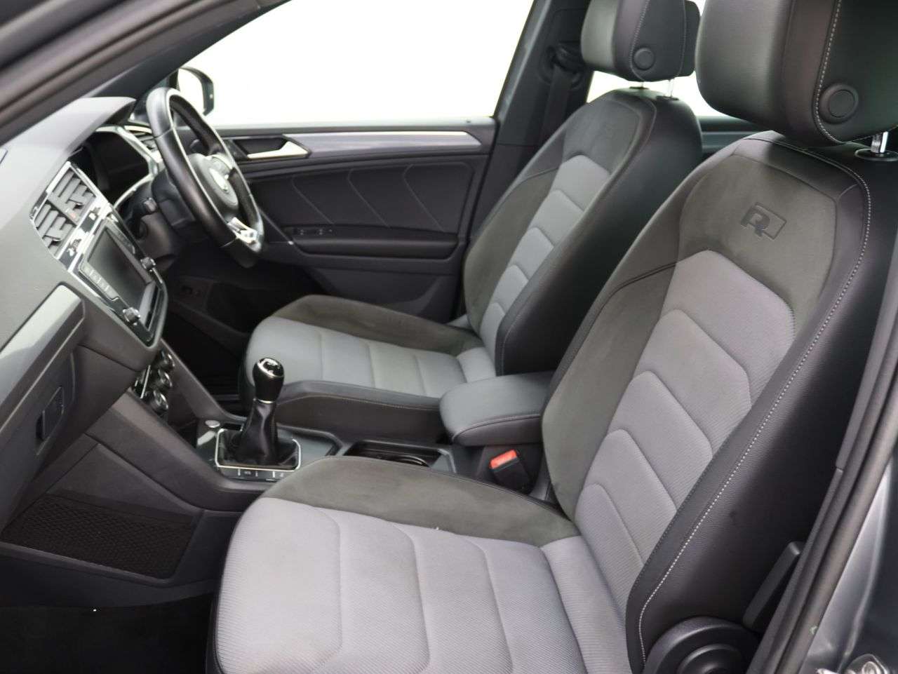 2017 VOLKSWAGEN TIGUAN 2017 VOLKSWAGEN TIGUAN