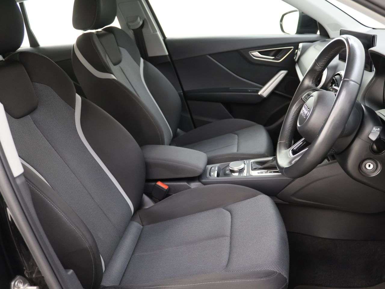 2021 AUDI Q2 2021 AUDI Q2